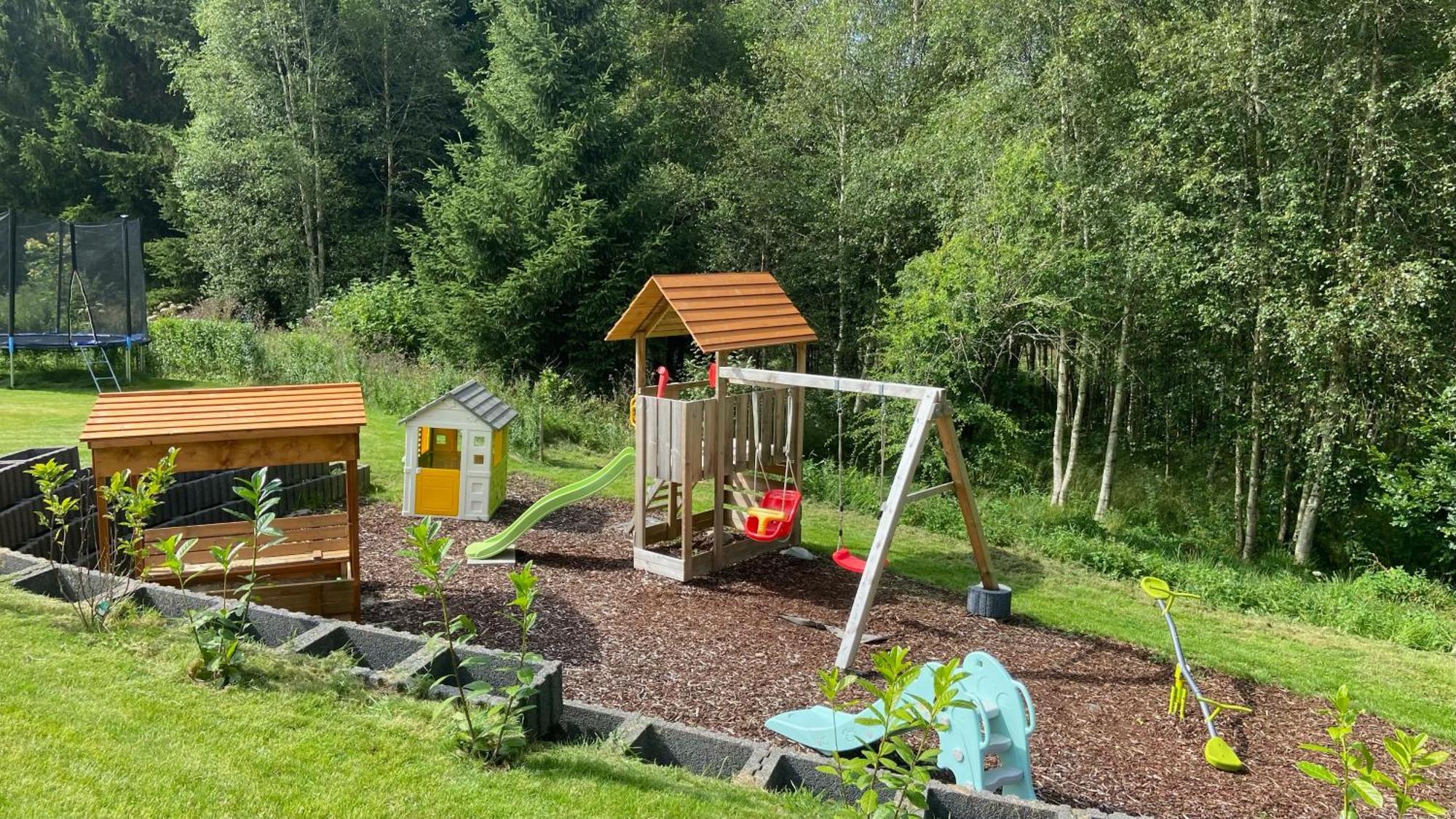 Urlaub Am Schwarzbach Mit Sauna Und Whirlpool Haus Felix Küchelscheid Buitenkant foto